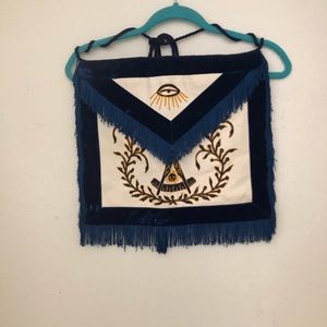 Free mason apron